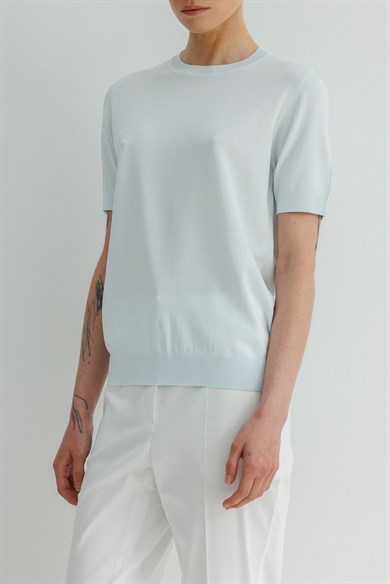 O Yaka Yarım Kol Triko