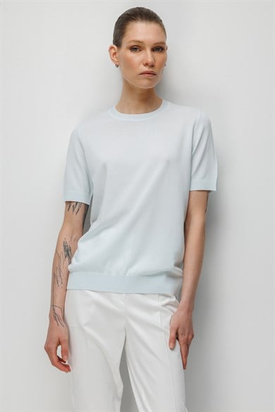 O Yaka Yarım Kol Triko