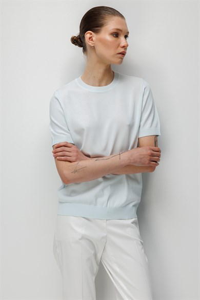 O Yaka Yarım Kol Triko