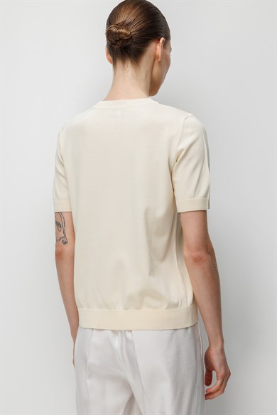 O Yaka Yarım Kol Triko