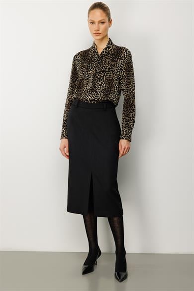 Önden Yırtmaçlı Cepli Yün Etek