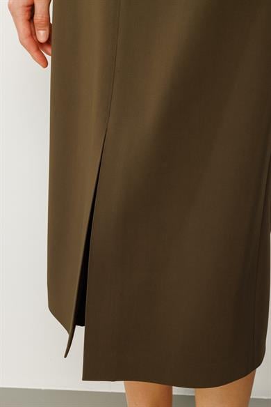 Önden Yırtmaçlı Dar Etek