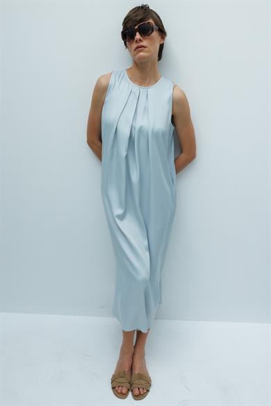 Önü Pileli Kolsuz Elbise