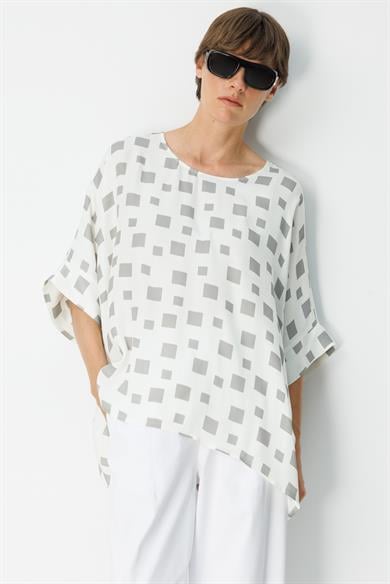 Oversize Kayık Yaka Bluz