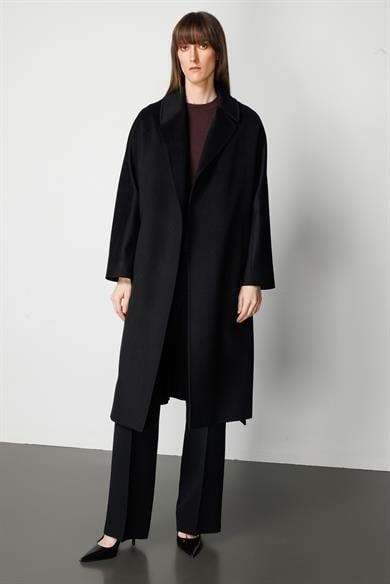 Reglan Kol Kemerli Manto