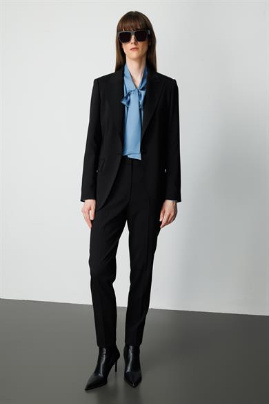 Tek Düğme Puntolu Ceket