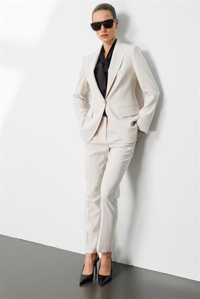 Tek Düğme Puntolu Ceket