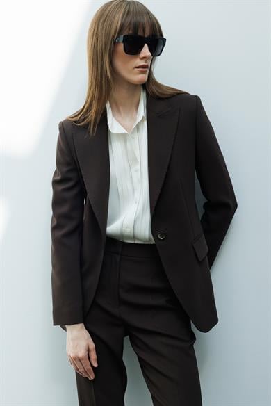 Tek Düğme Puntolu Ceket