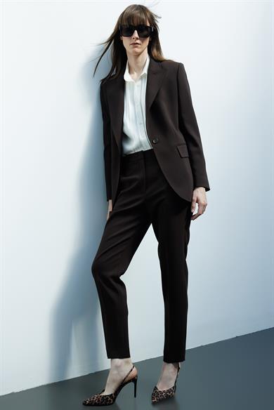 Tek Düğme Puntolu Ceket