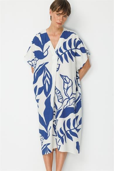 V Yaka Desenli Keten Elbise