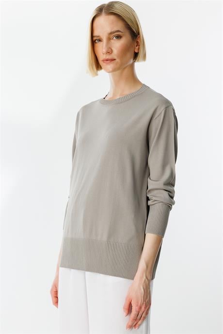 0 Yaka Oversize Triko