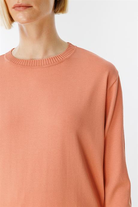 0 Yaka Oversize Triko
