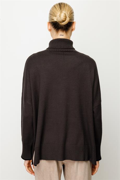 Balıkçı Yaka Oversize Triko
