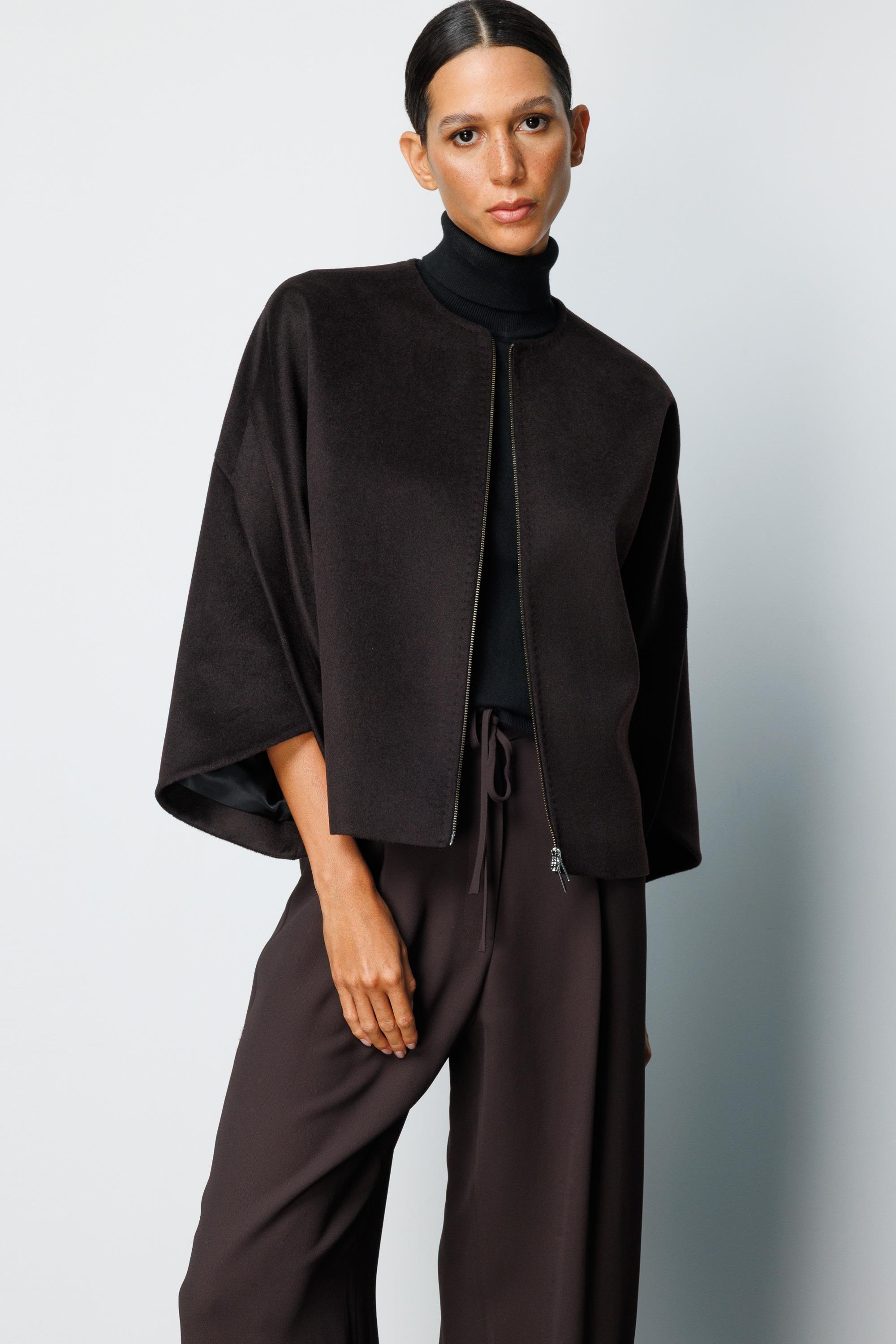 0 Yaka Fermuarlı Cup