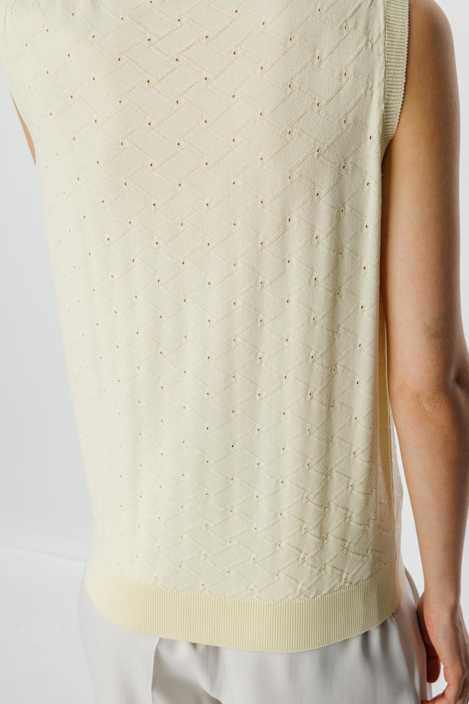 0 Yaka Jakarlı Kolsuz Triko