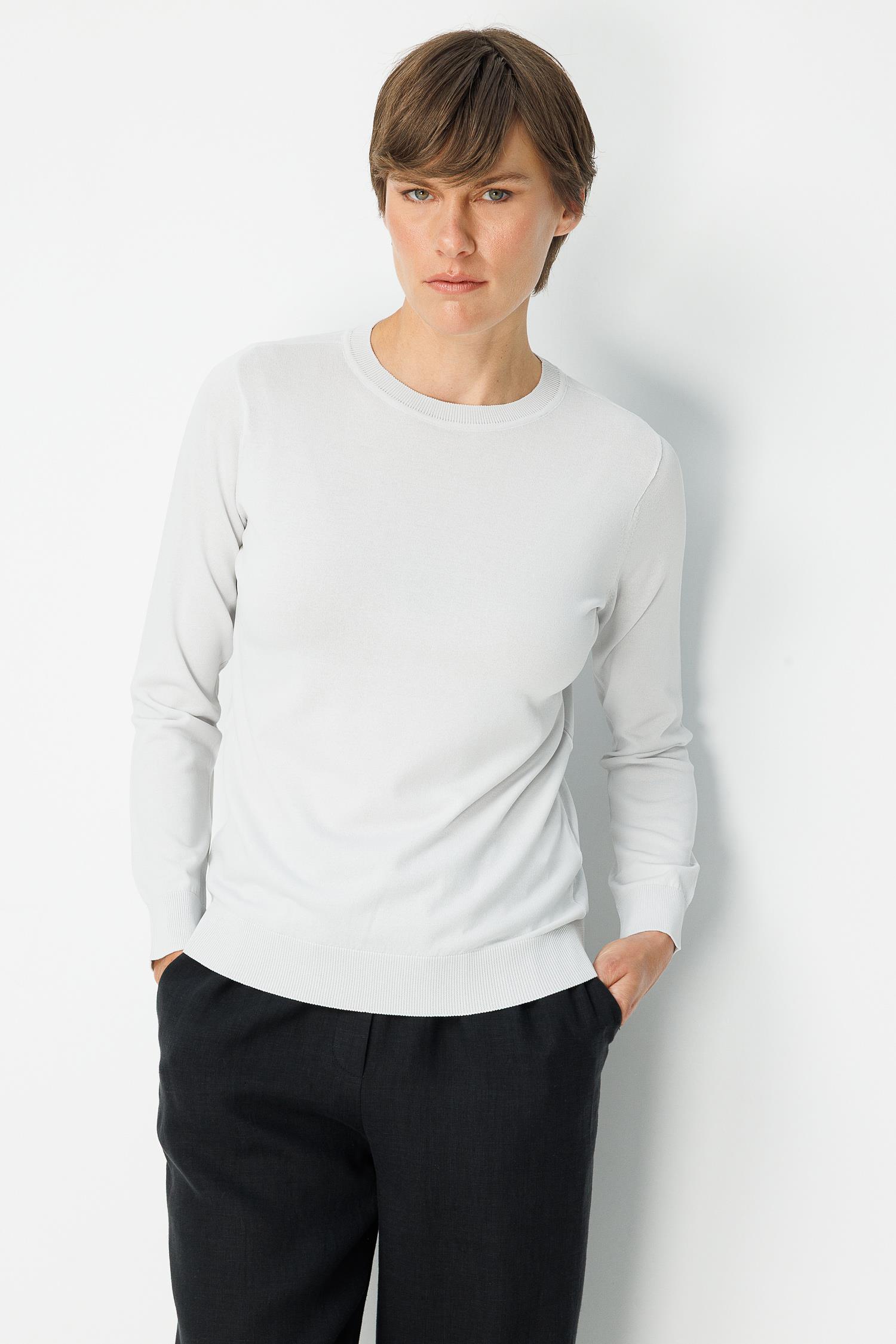 0 Yaka Uzun Kol Triko