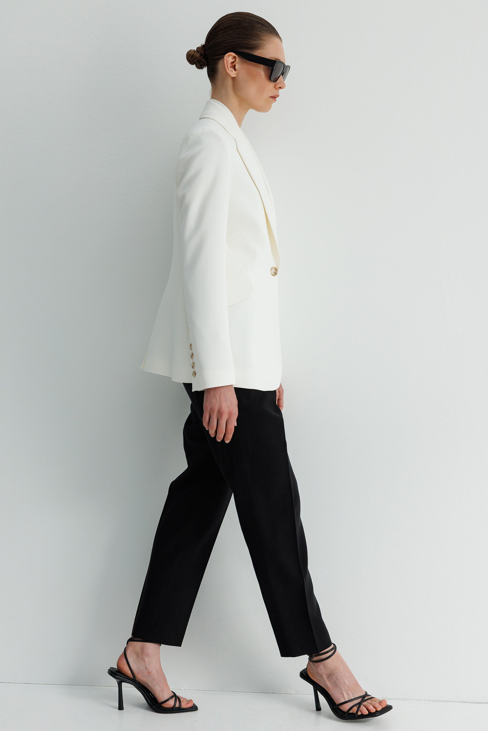 Asimetrik Cepli Ceket