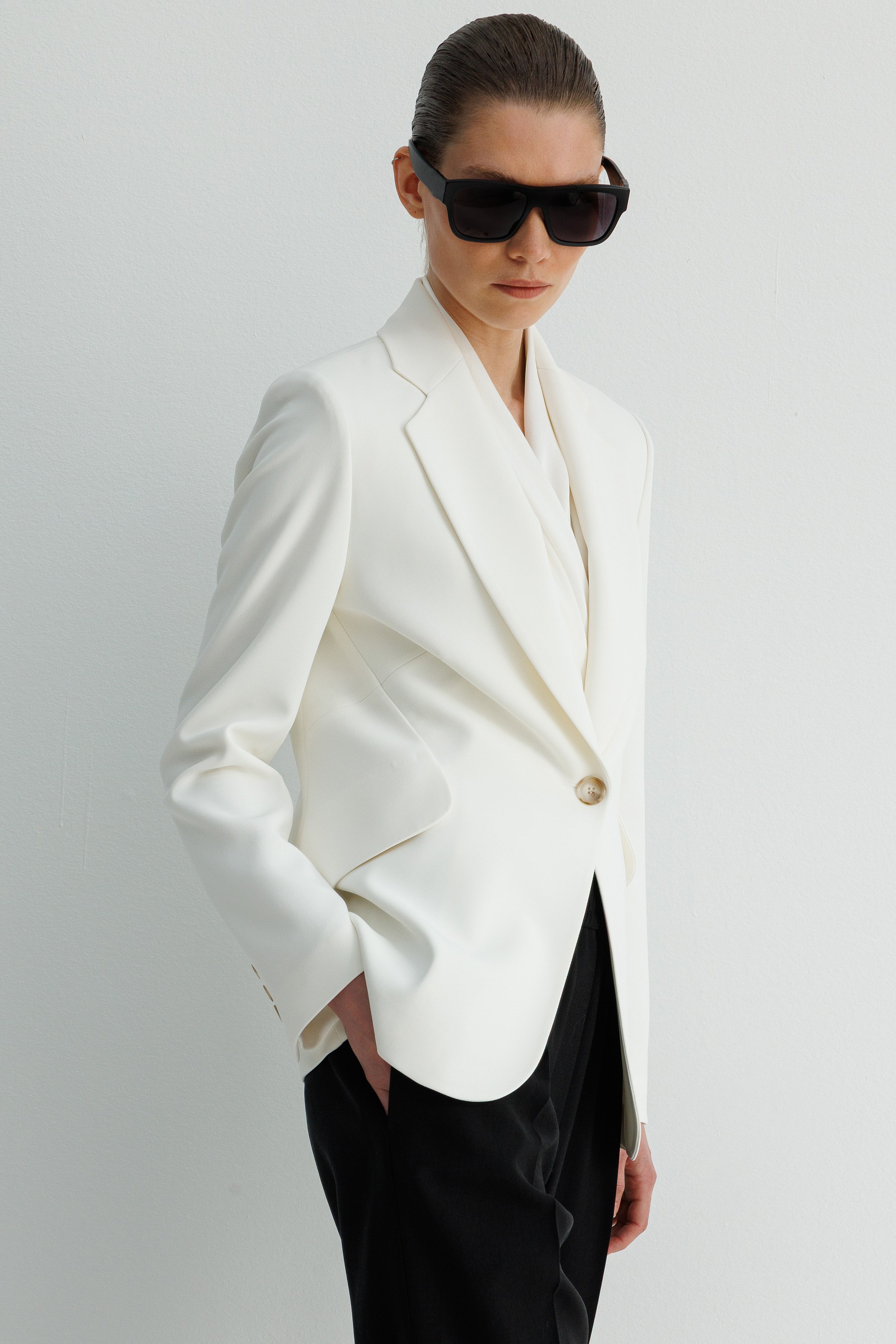 Asimetrik Cepli Ceket