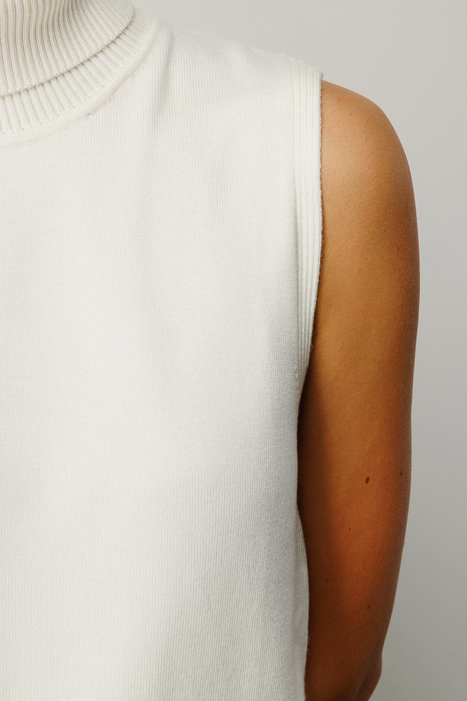 Balıkçı Yaka Kolsuz Triko