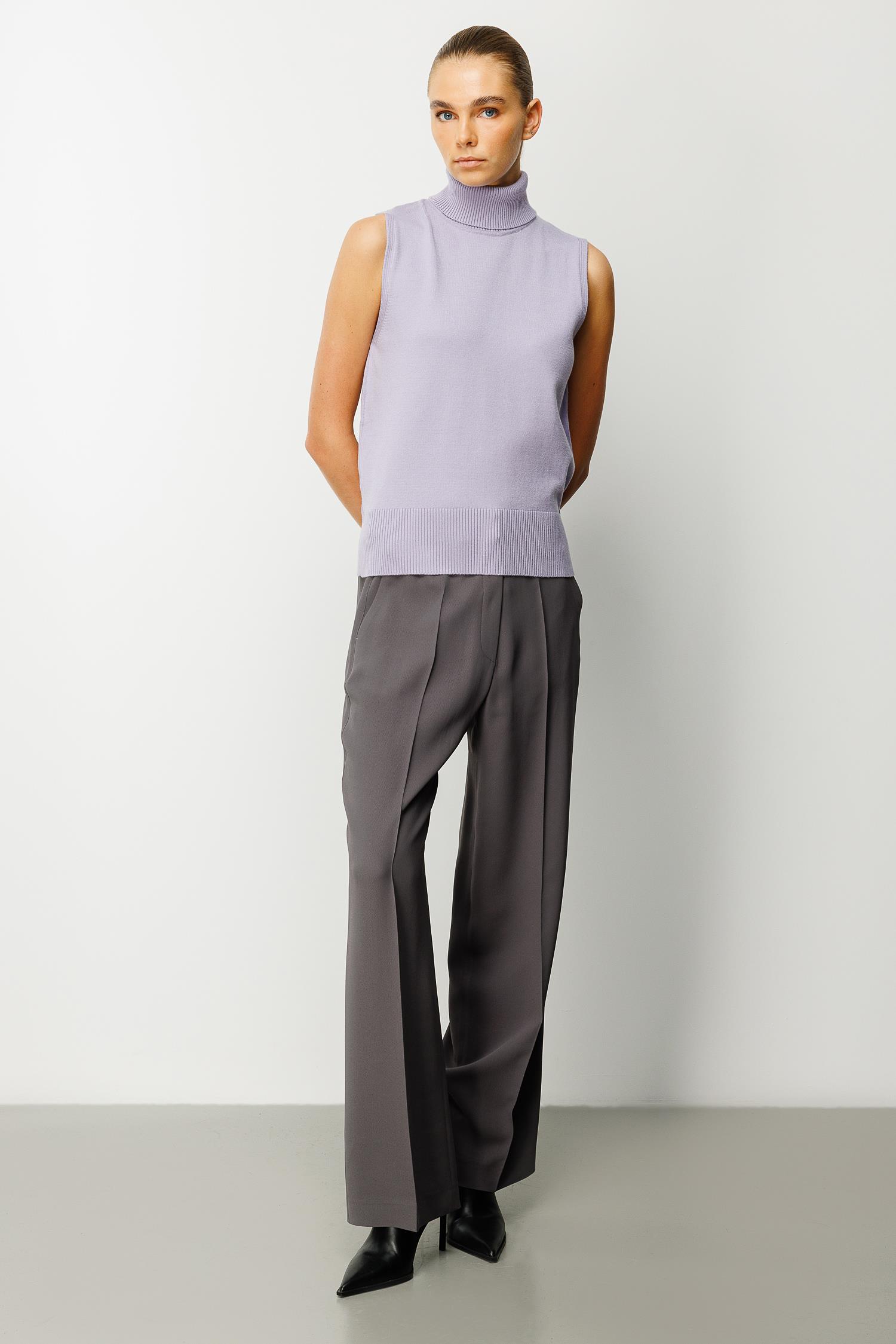 Balıkçı Yaka Kolsuz Triko