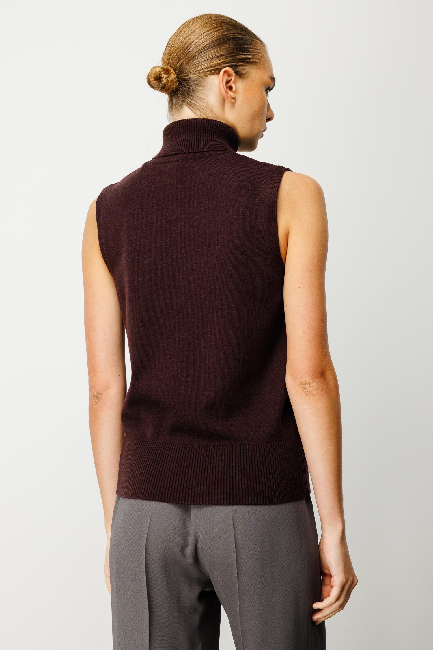 Balıkçı Yaka Kolsuz Triko