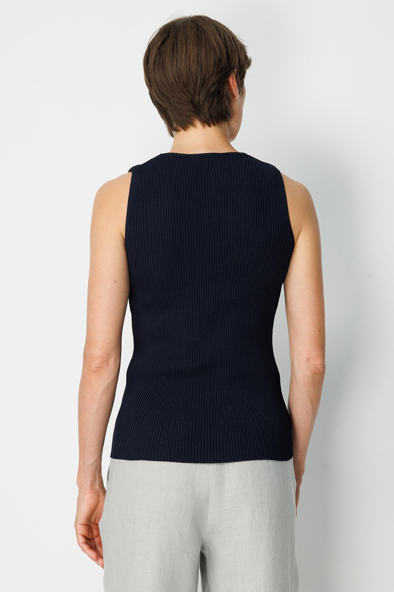 Derby Örgü V Yaka Kolsuz Triko