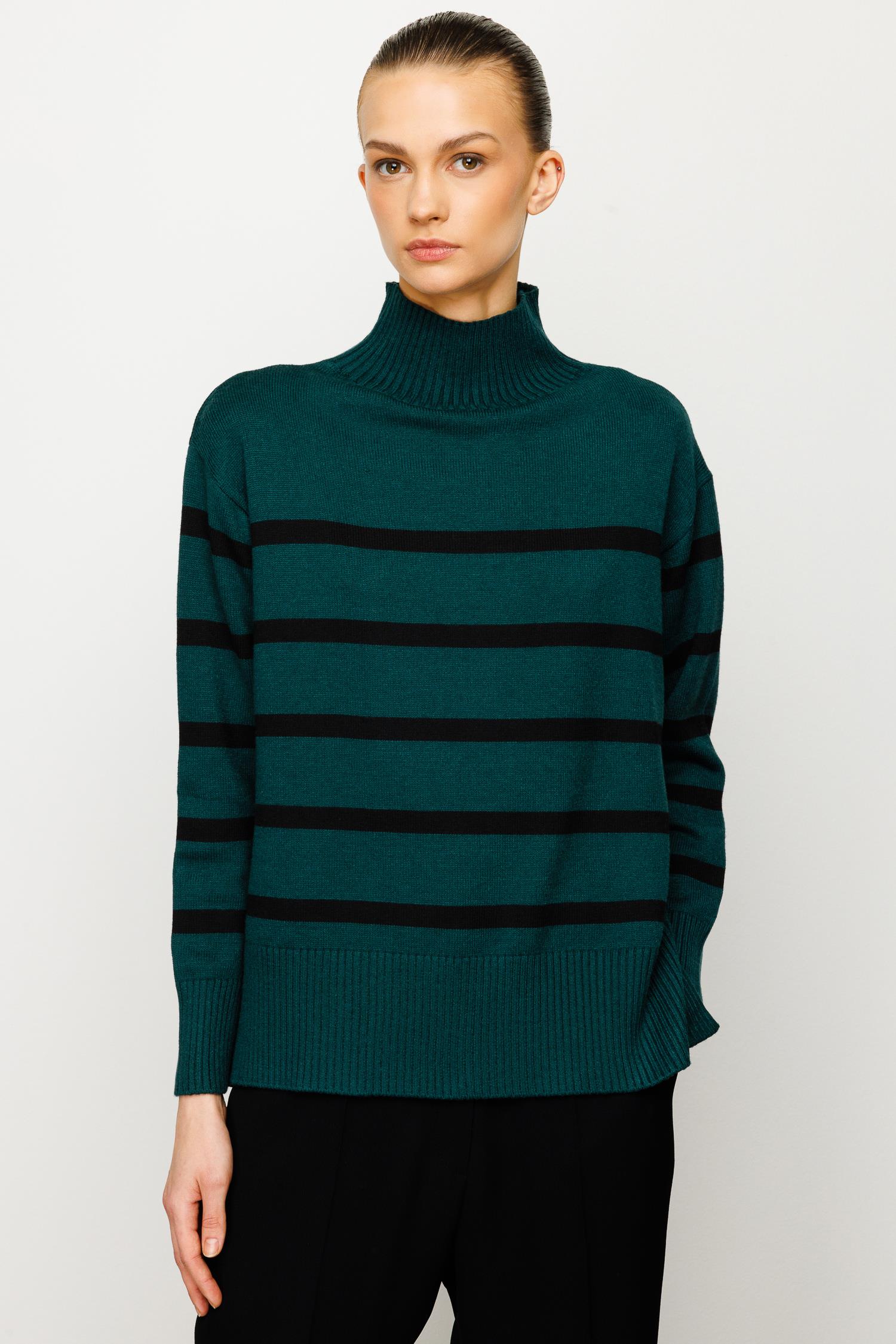 Dik Yaka Çizgili Oversize Triko