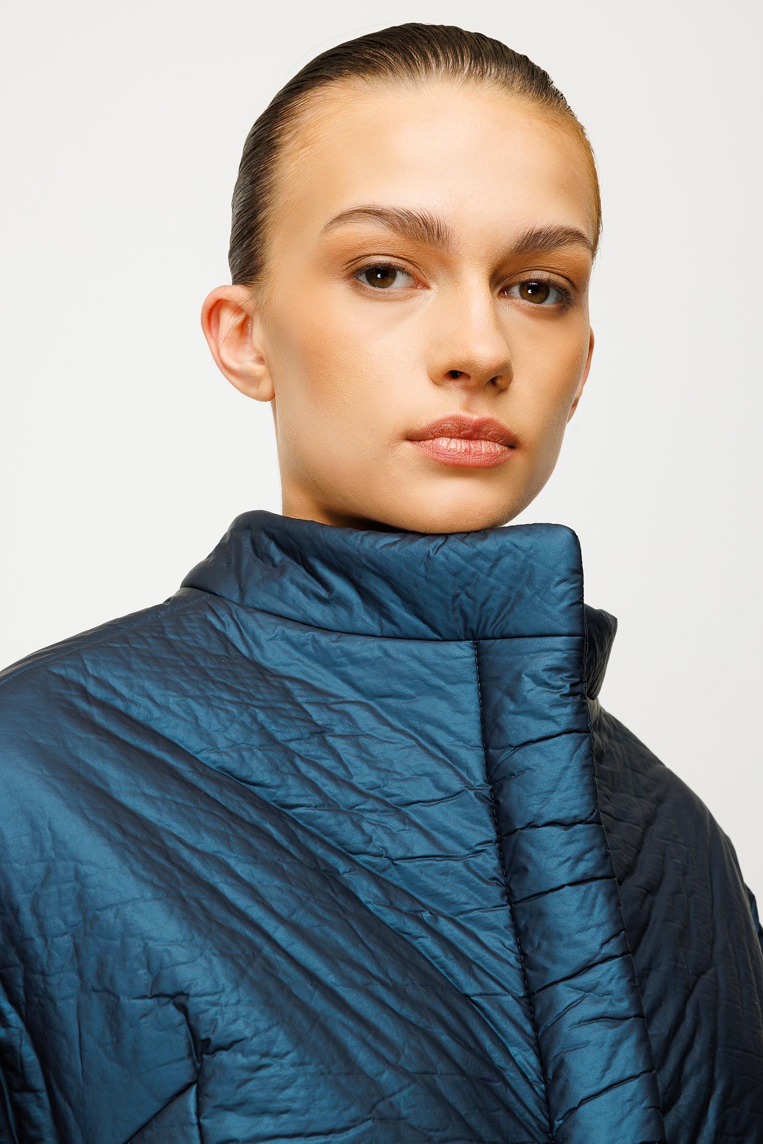 Dik Yaka Fermuarlı Cup