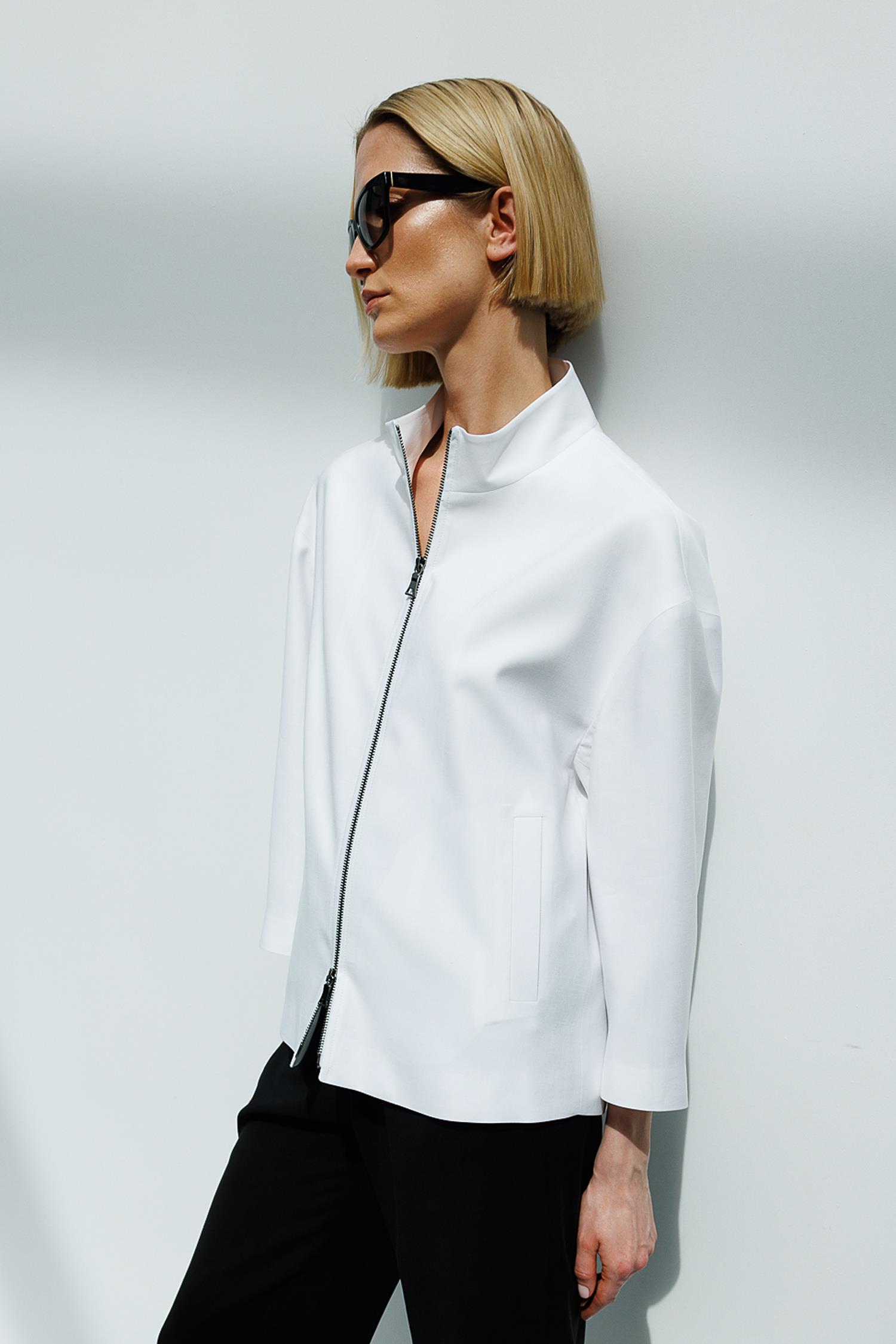 Dik Yaka Fermuarlı Cup