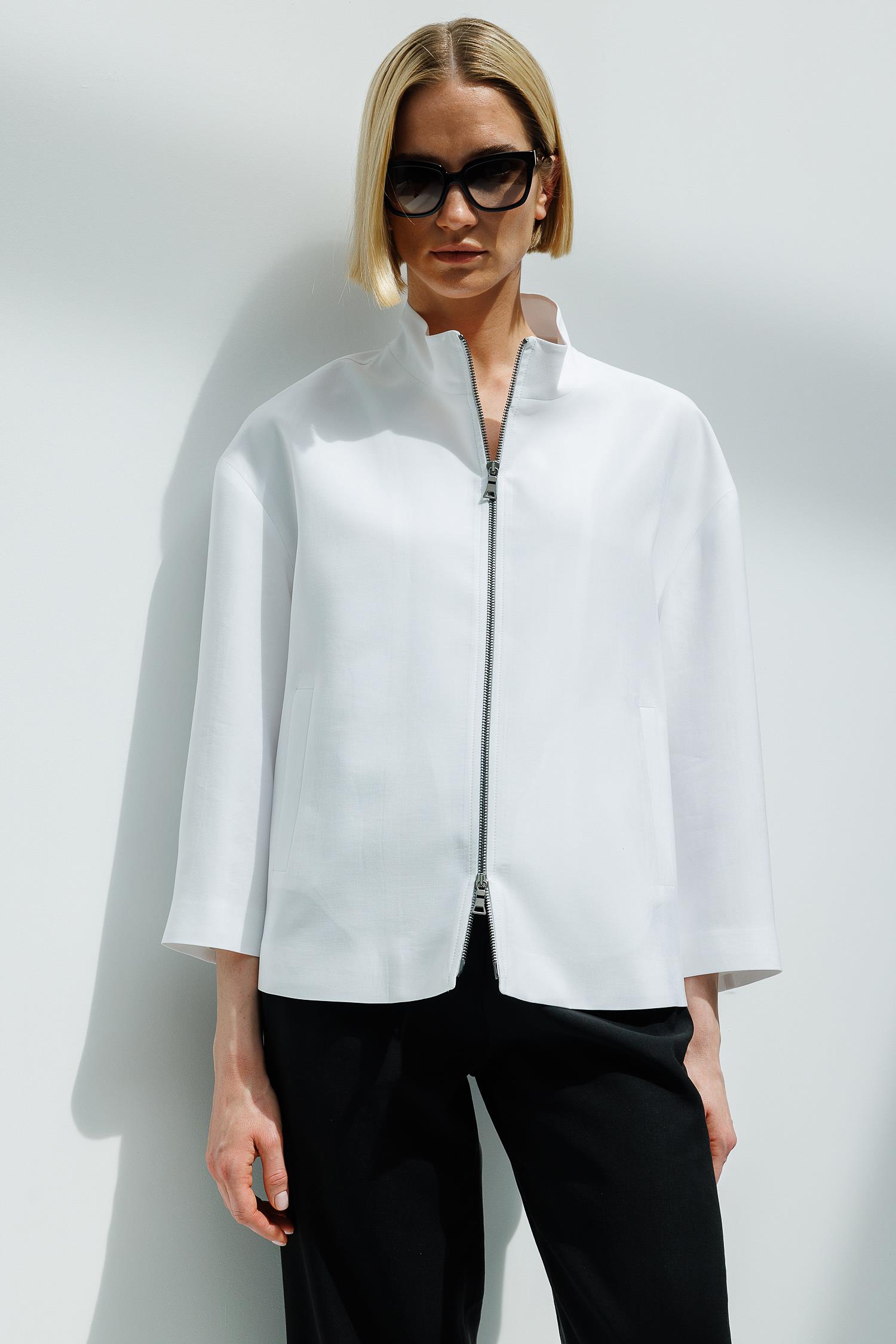 Dik Yaka Fermuarlı Cup