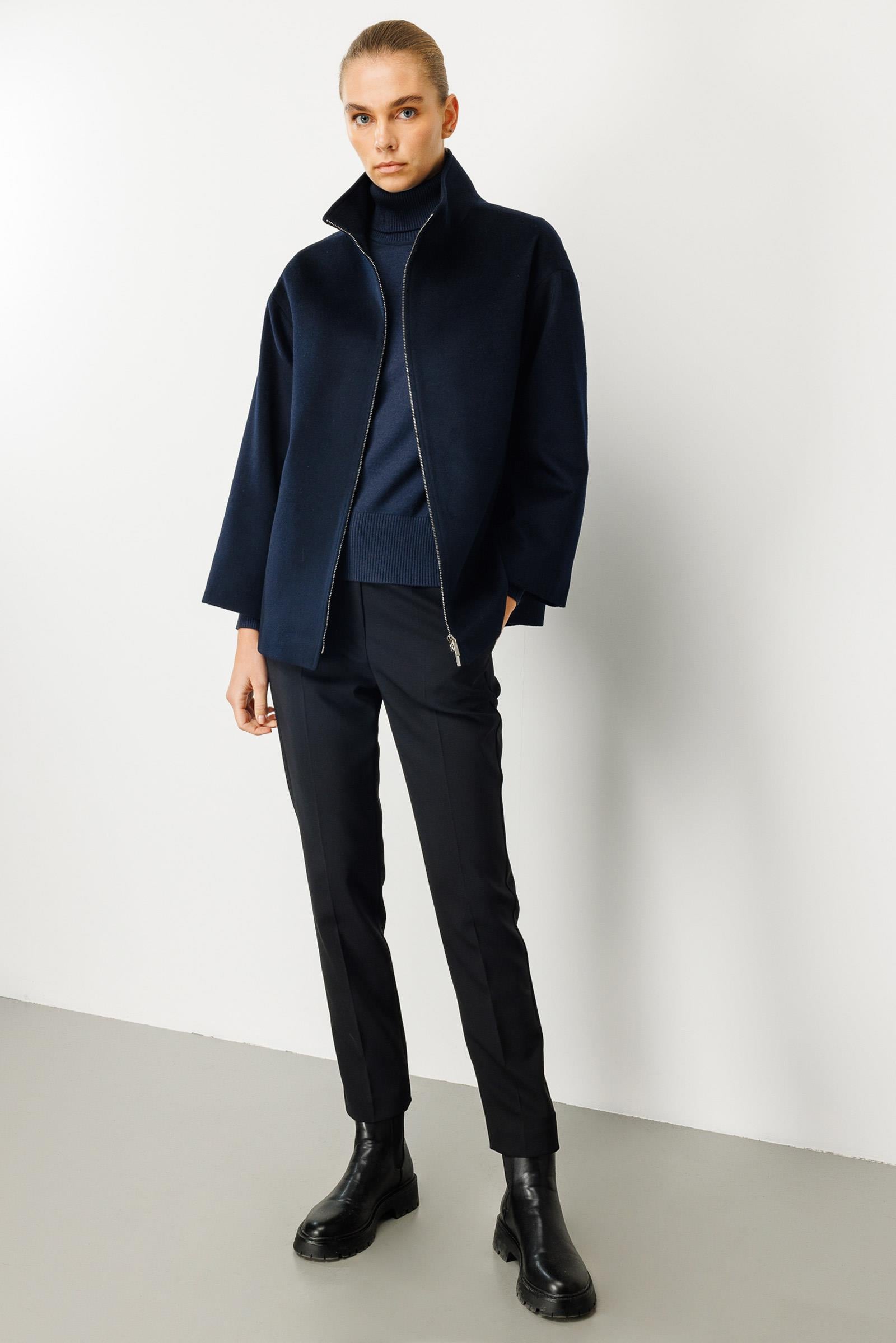 Dik Yaka Fermuarlı Uzun Cup