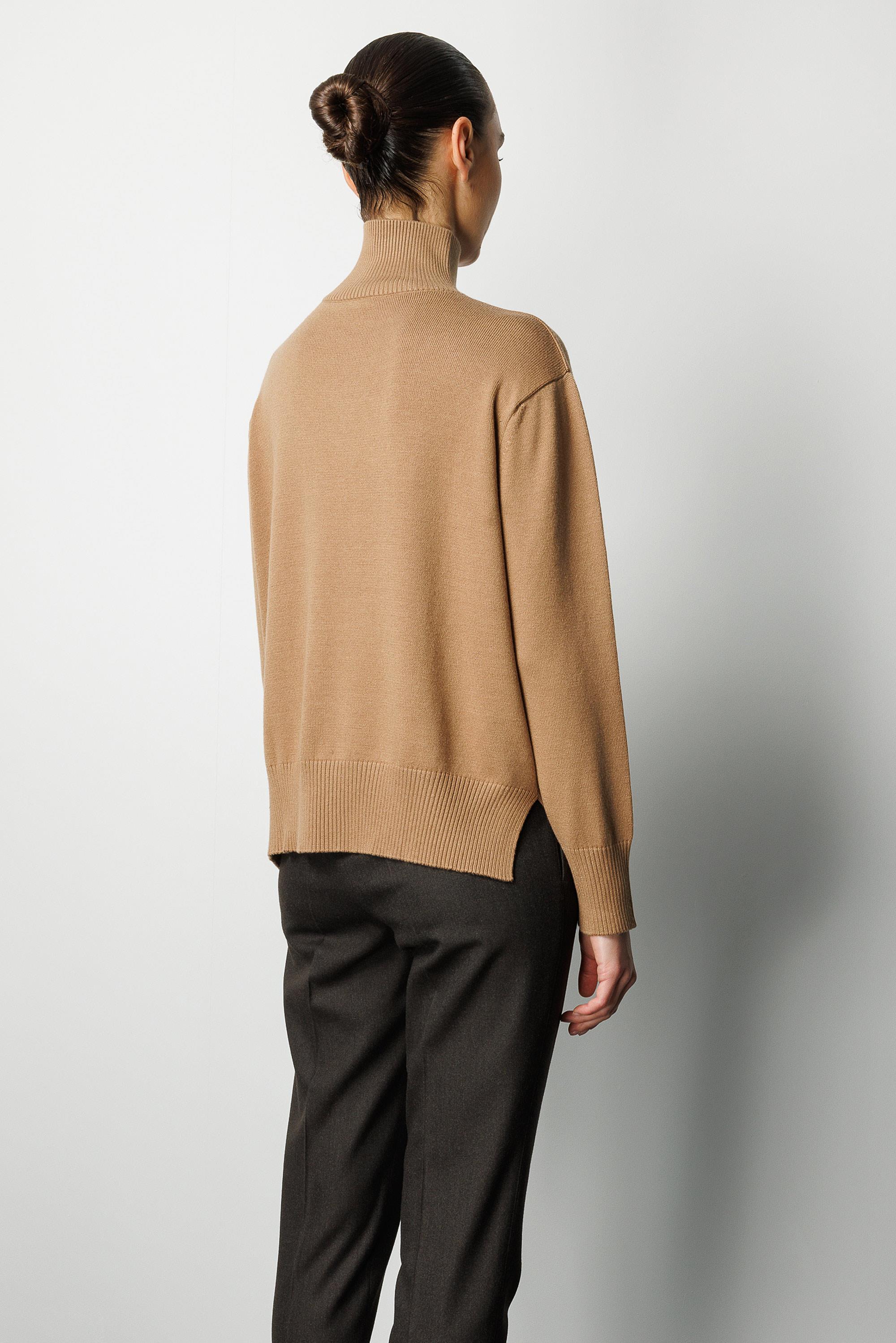 Dik Yaka Oversize Triko