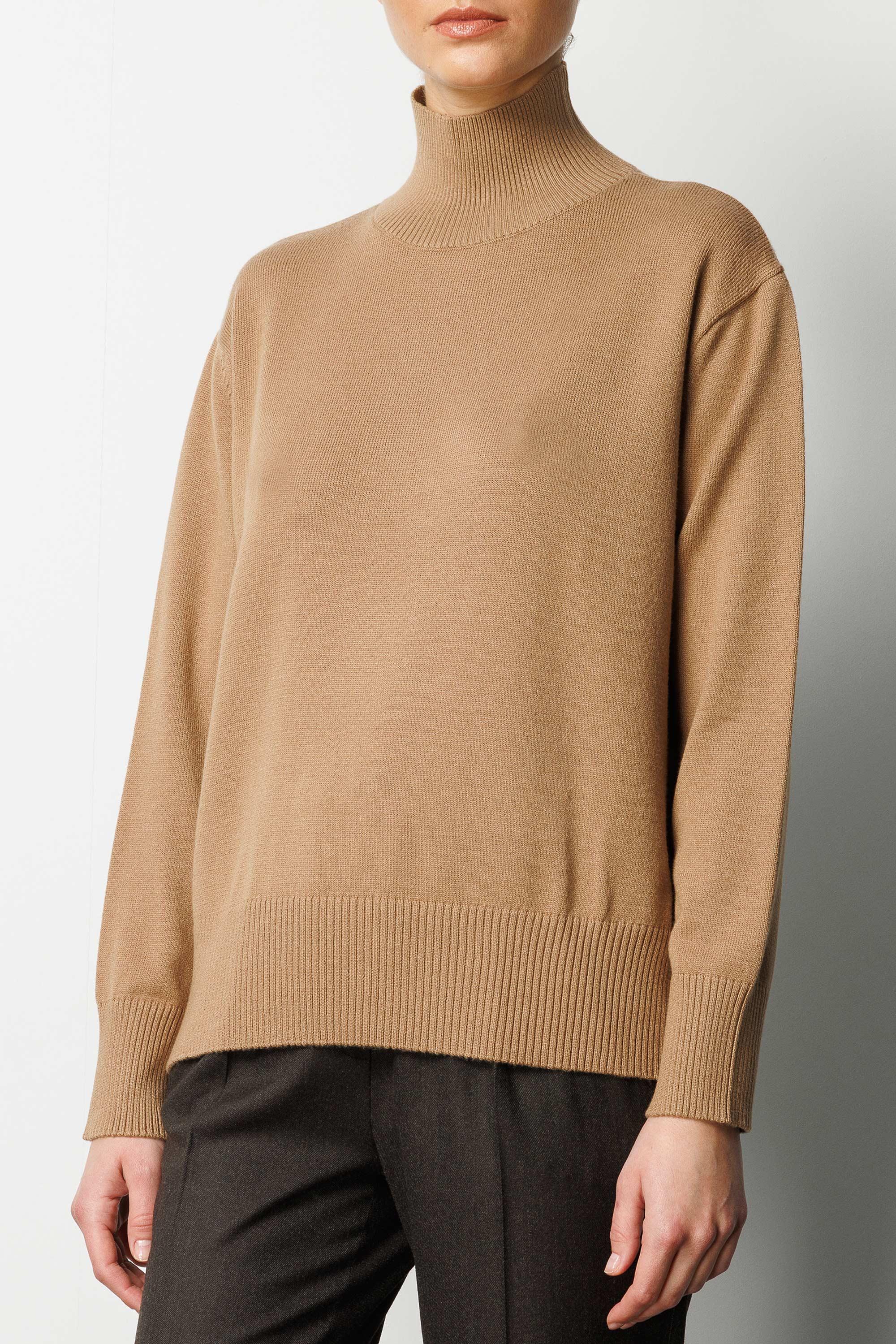 Dik Yaka Oversize Triko