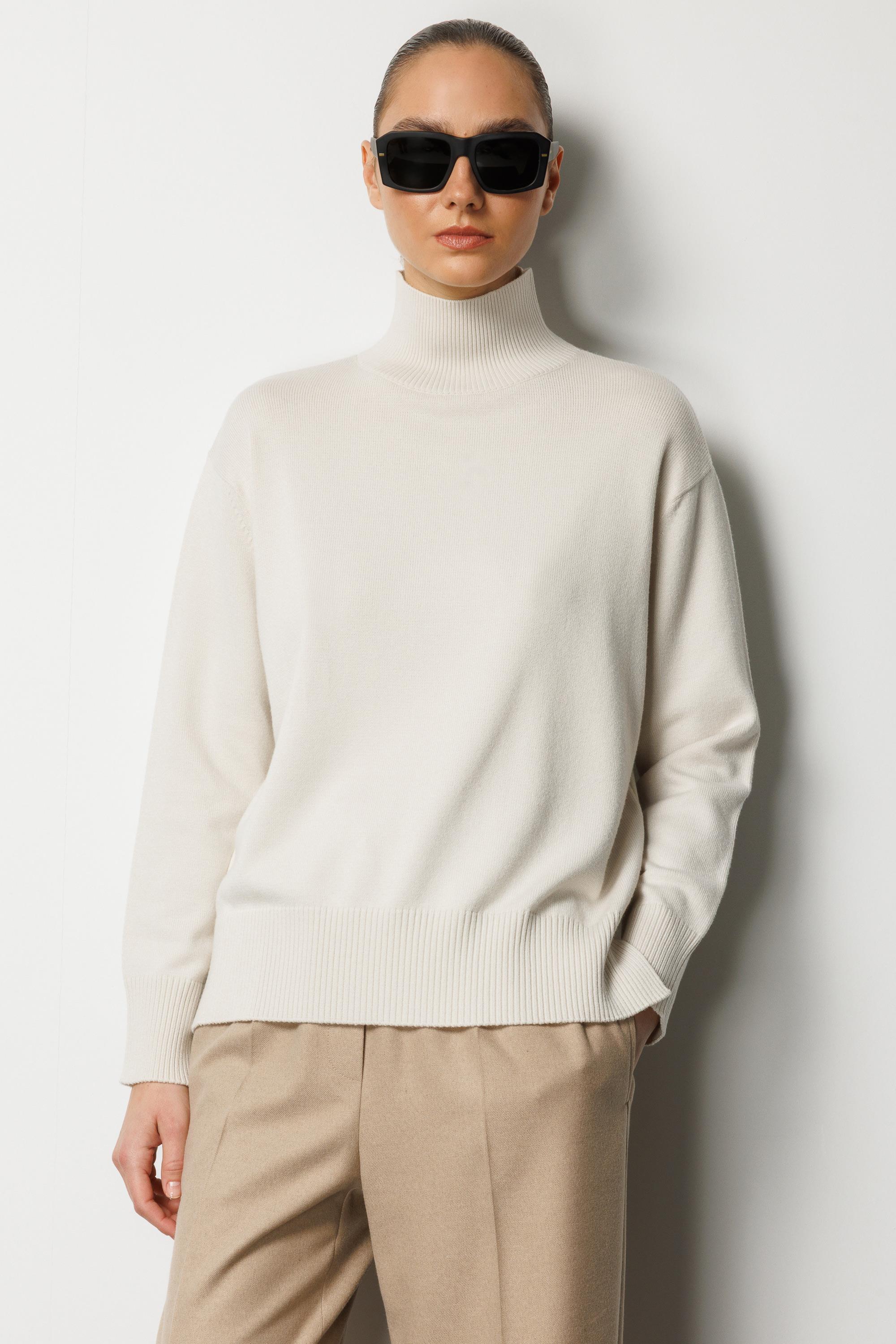 Dik Yaka Oversize Triko