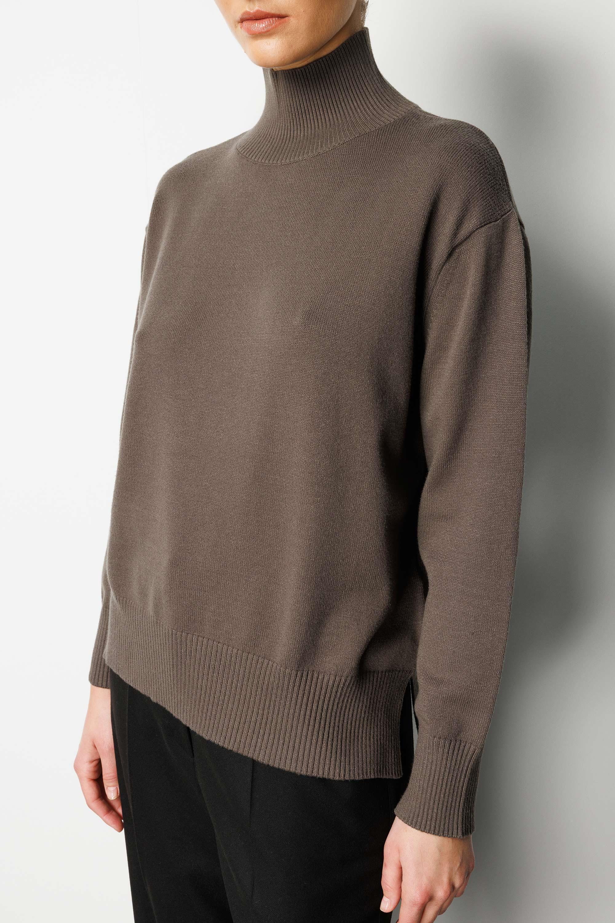 Dik Yaka Oversize Triko