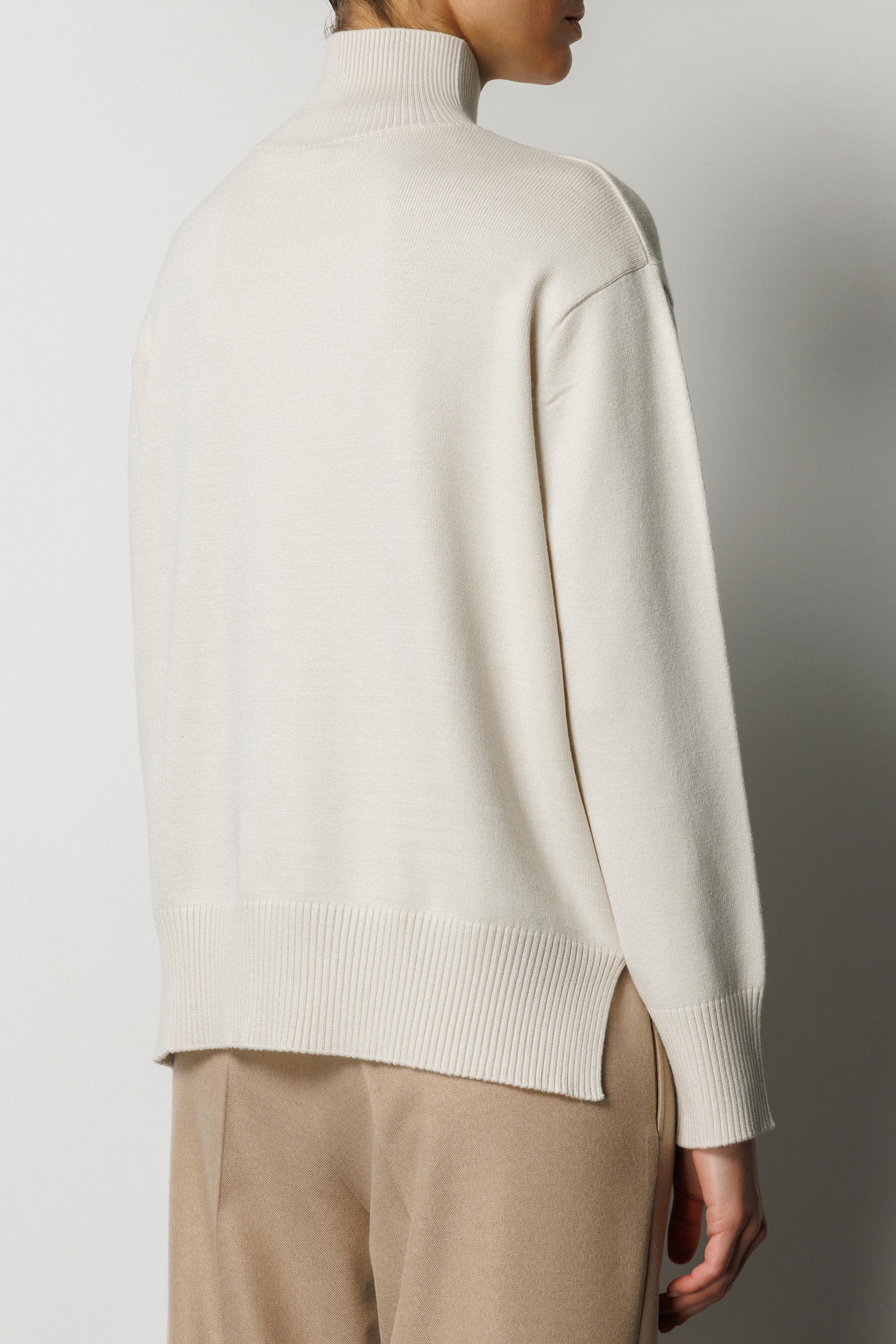 Dik Yaka Oversize Triko