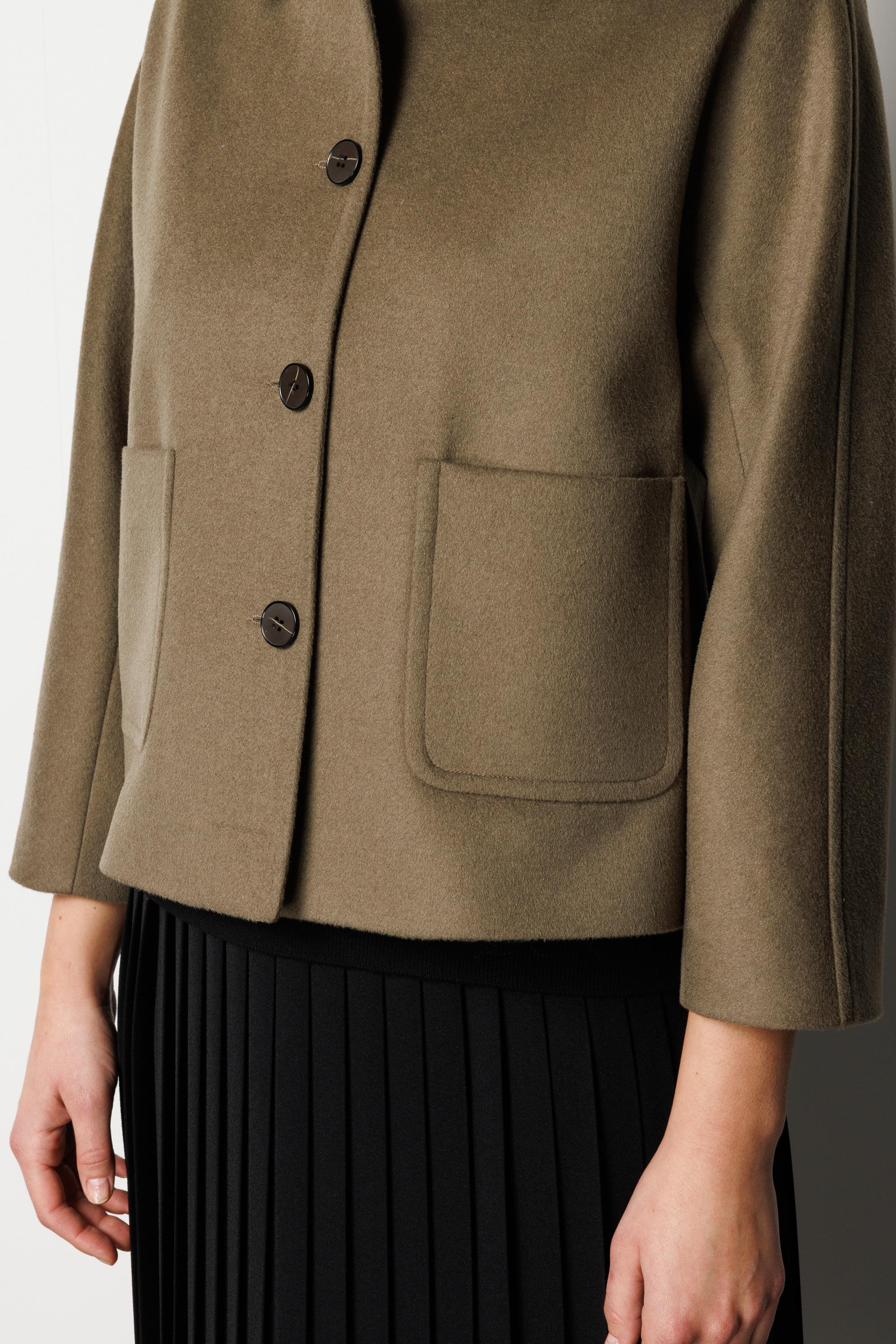 Dıştan Cepli Bebe Yaka Cup