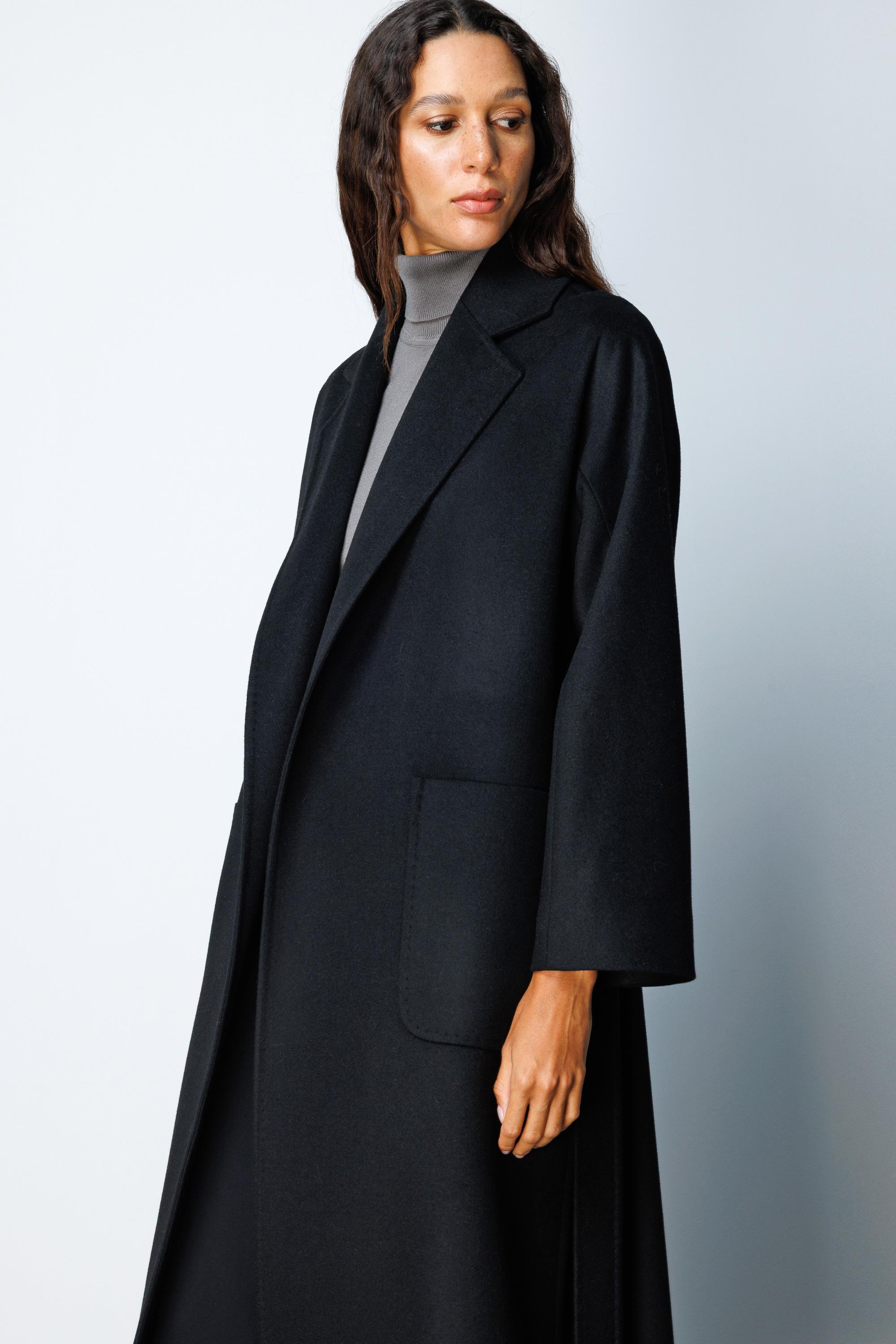 Dıştan Cepli Kemerli Manto