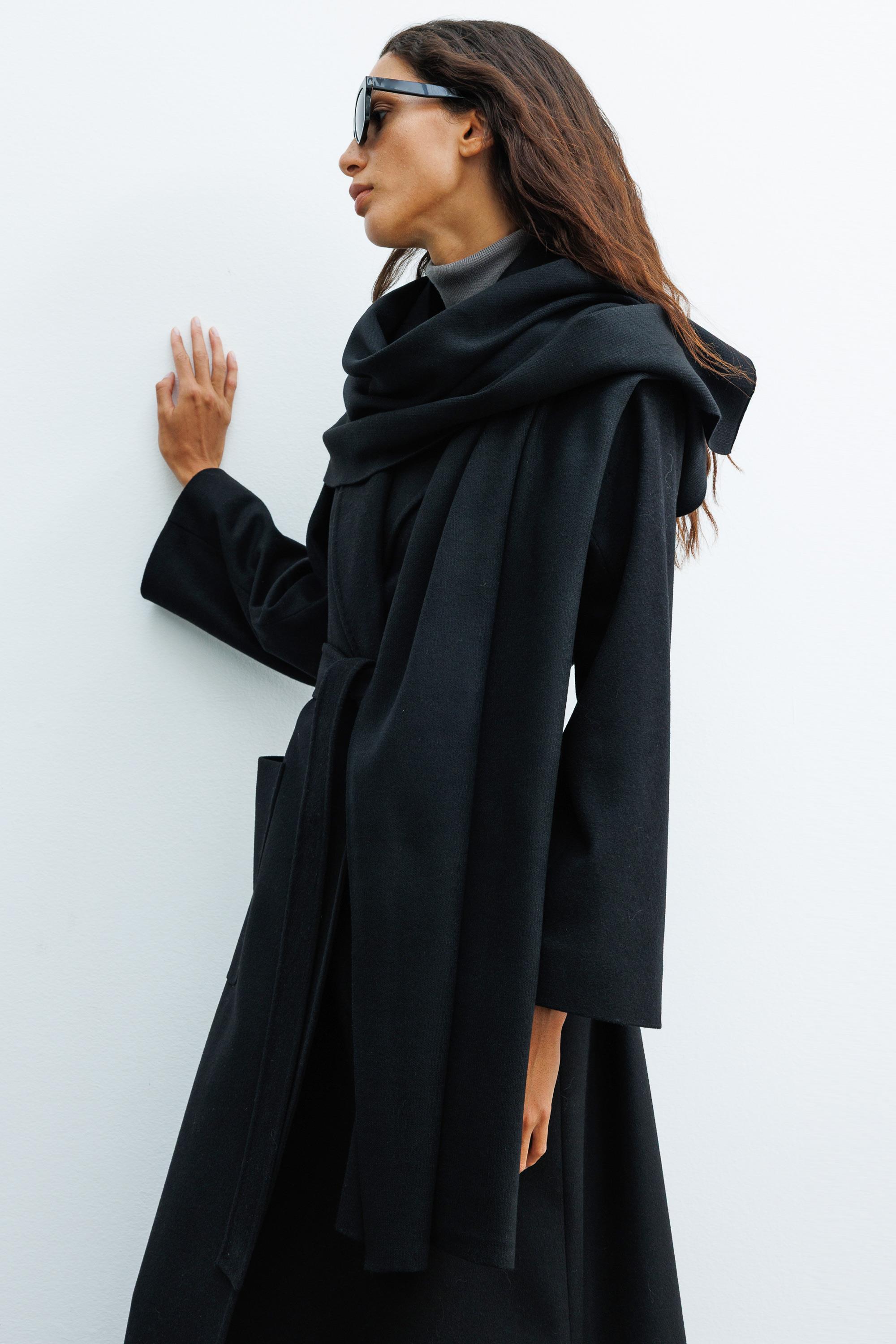 Dıştan Cepli Kemerli Manto