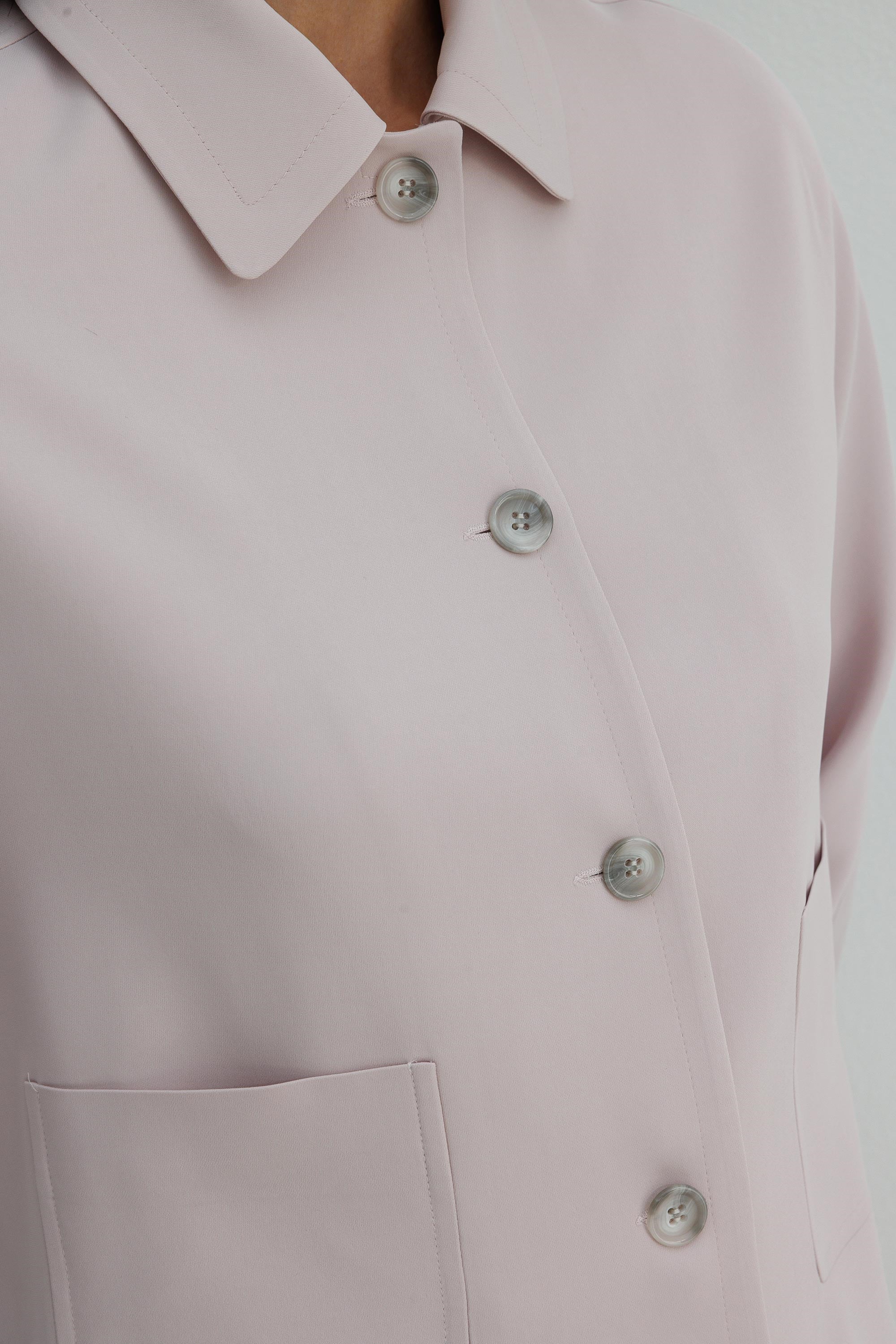 Dıştan Cepli Kısa Ceket