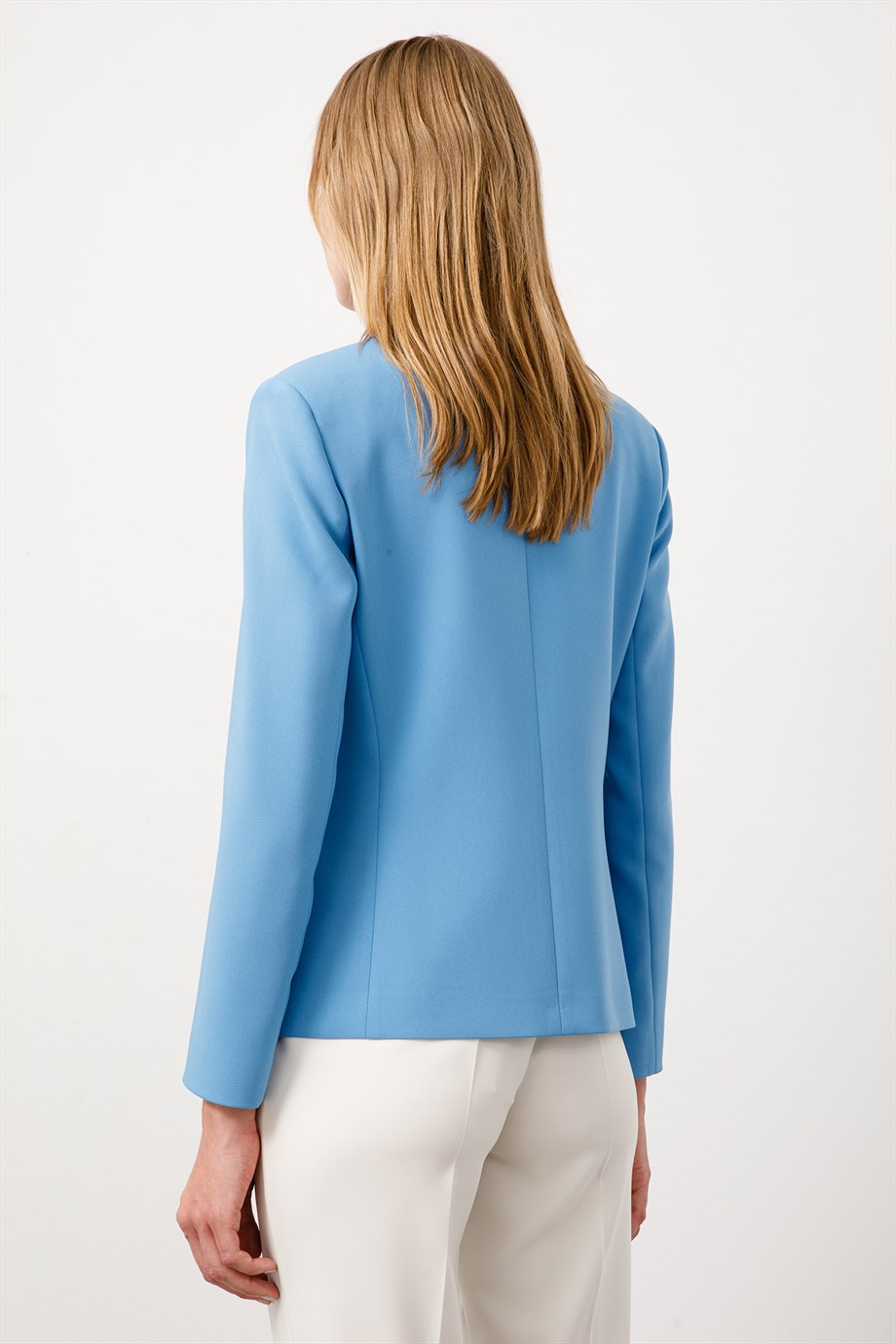 Dıştan Cepli Kısa Ceket