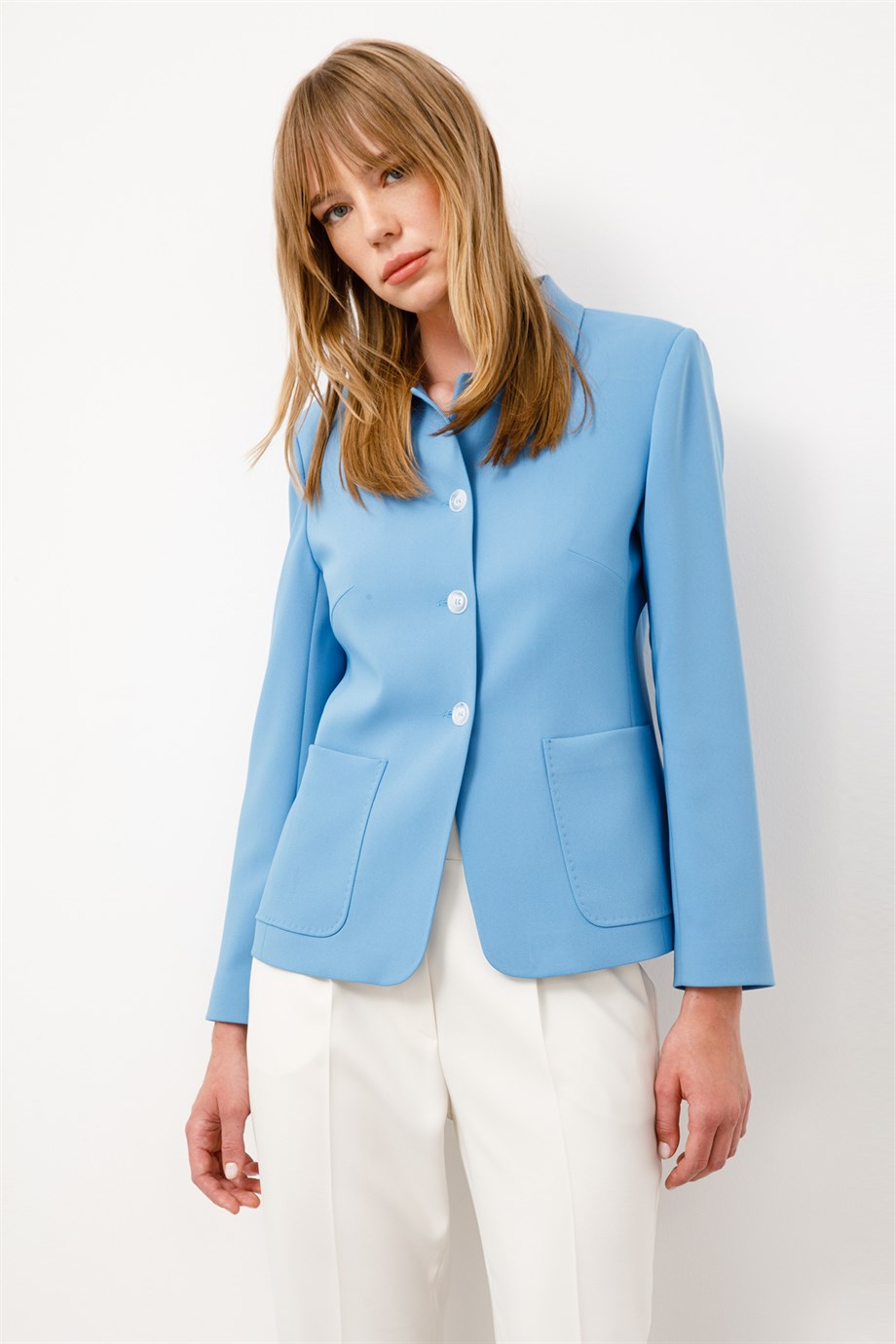 Dıştan Cepli Kısa Ceket