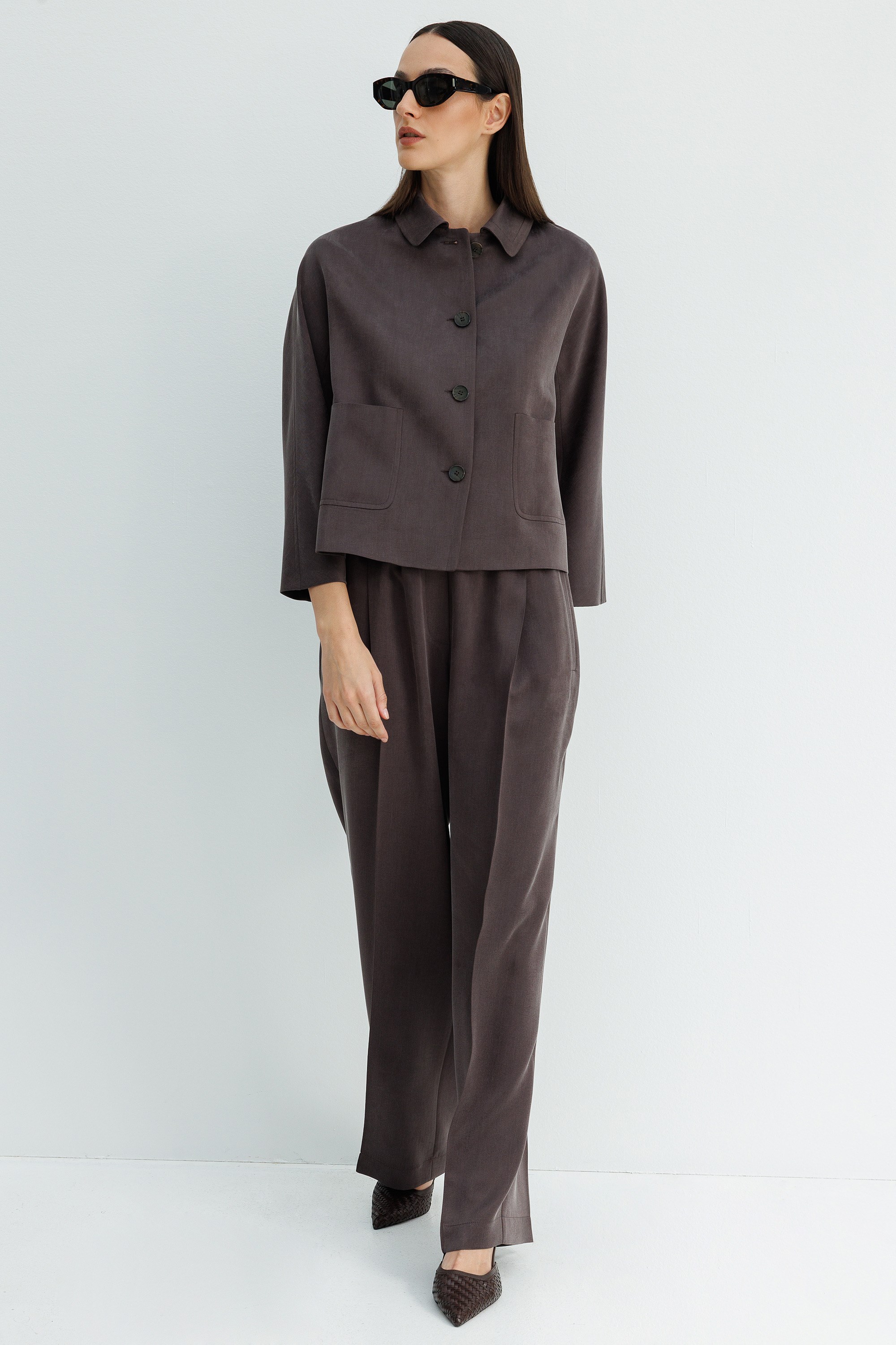 Dıştan Cepli Kısa Ceket