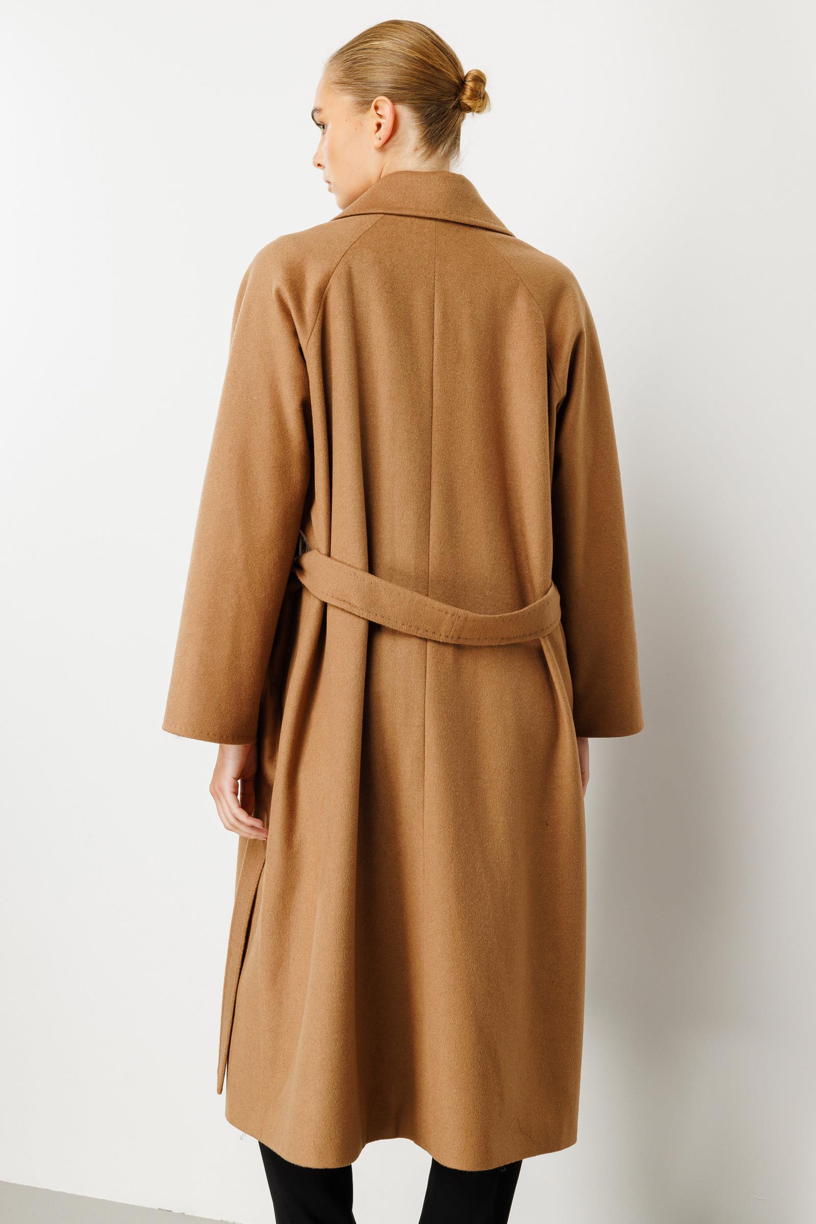 Dıştan Cepli Uzun Manto