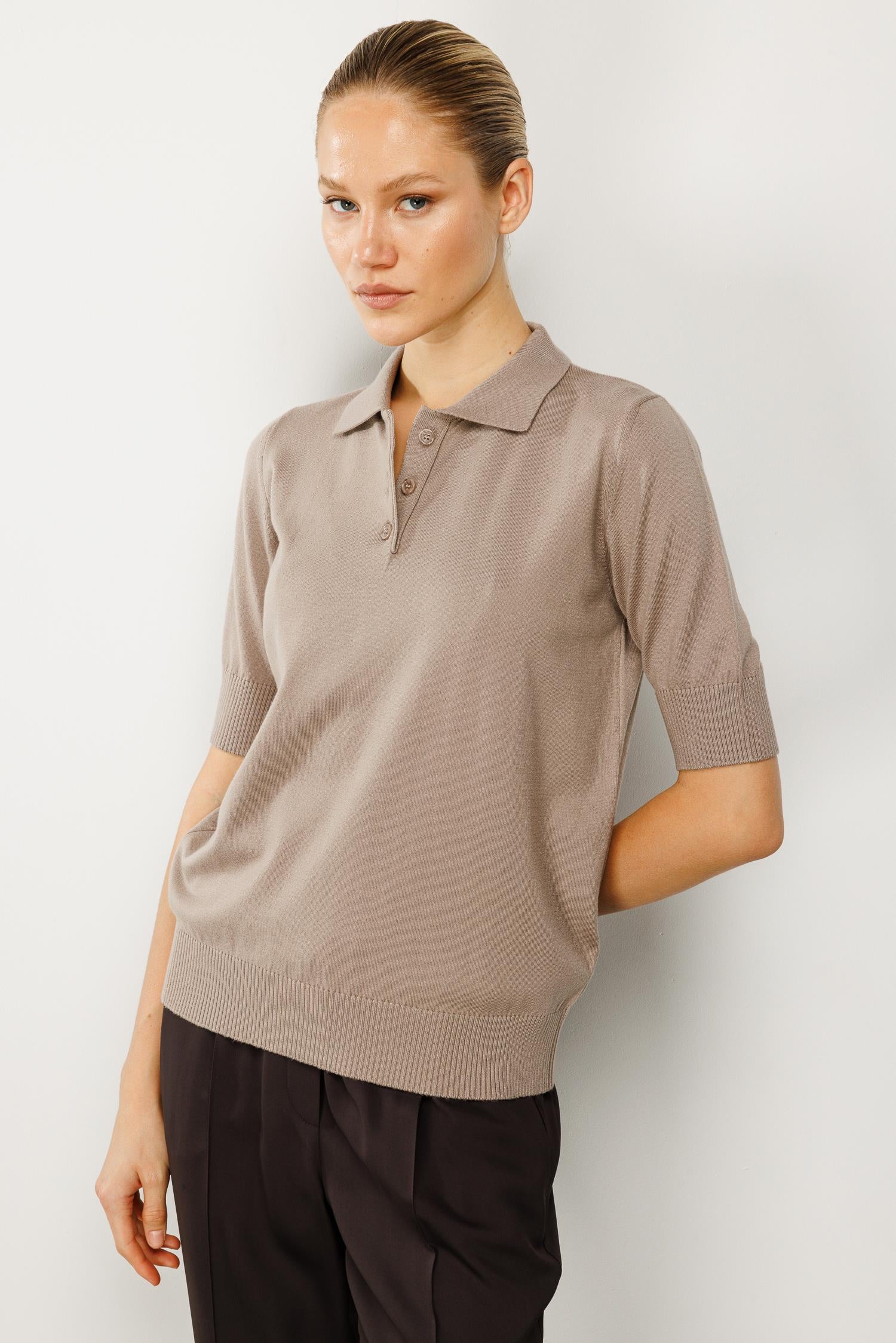 Düğmeli Yarım Kol Triko