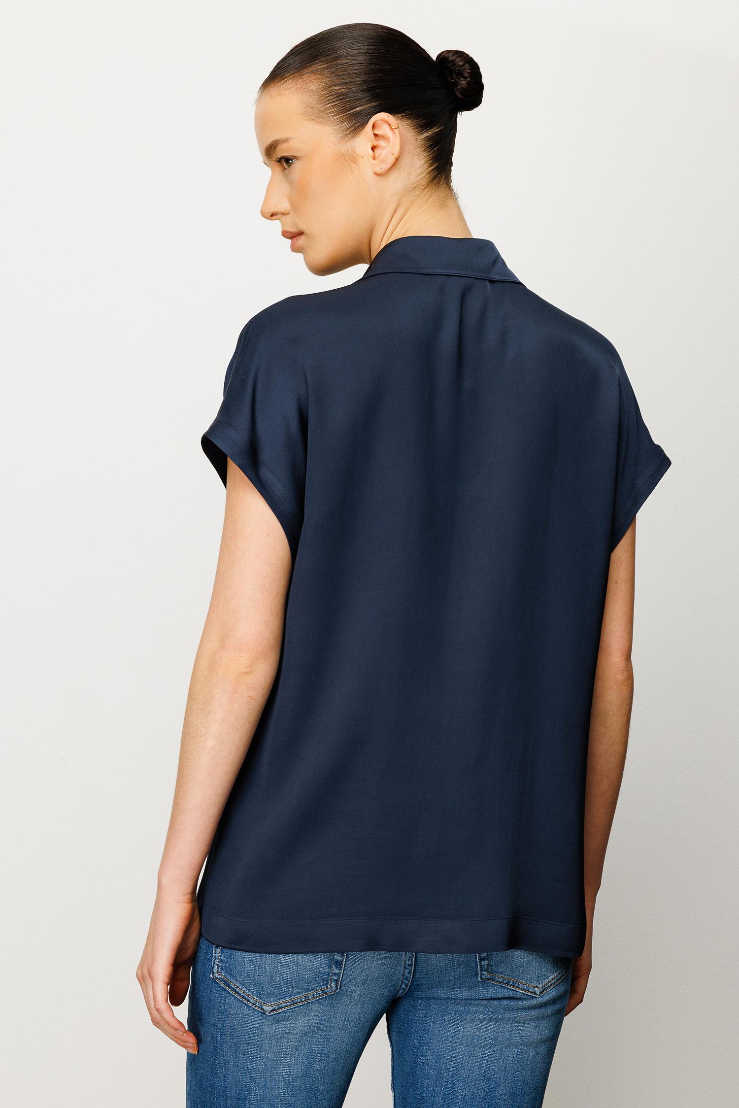 Düşük Kol Yakalı Bluz