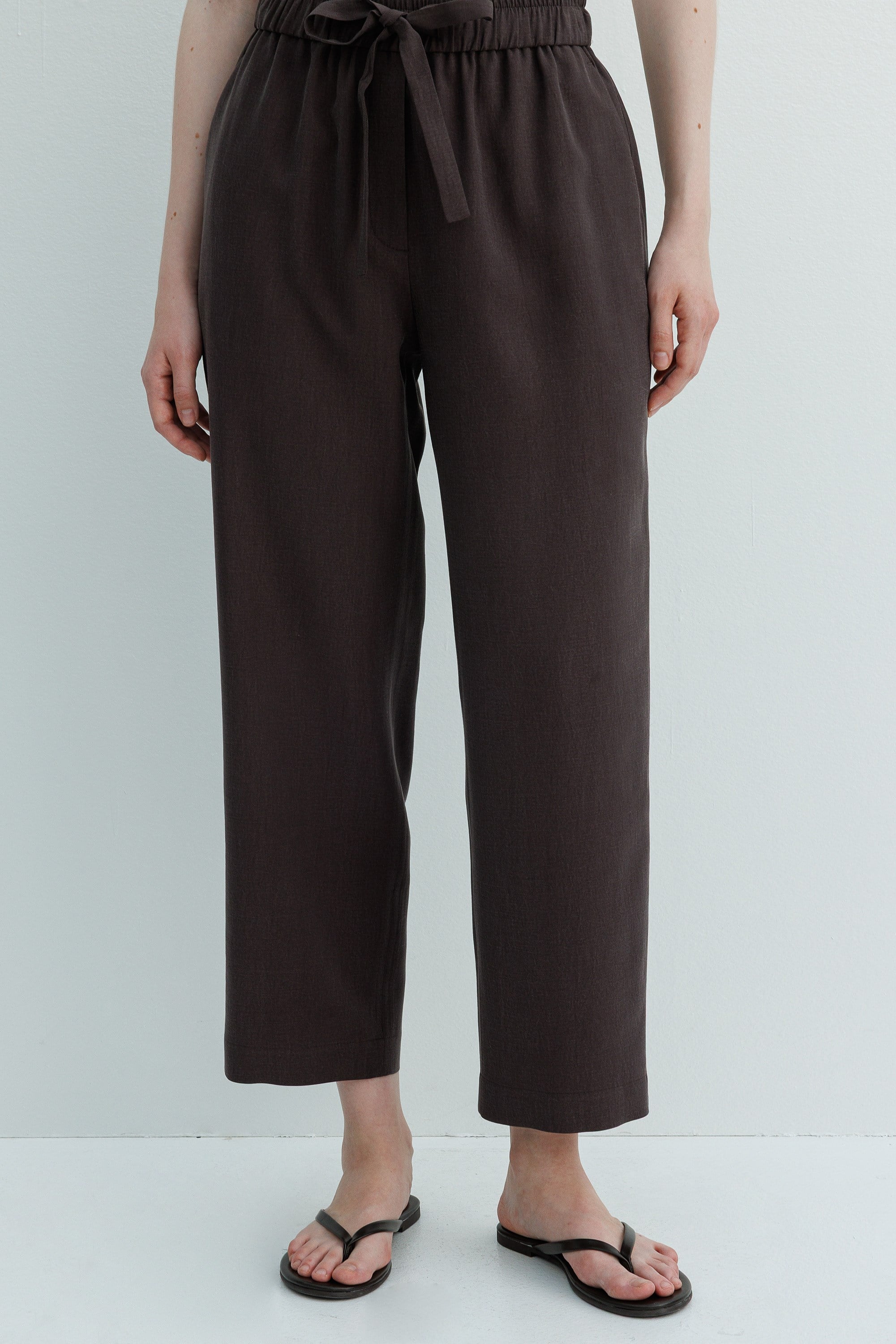 Elastan Kemerli Bağcıklı Pantolon