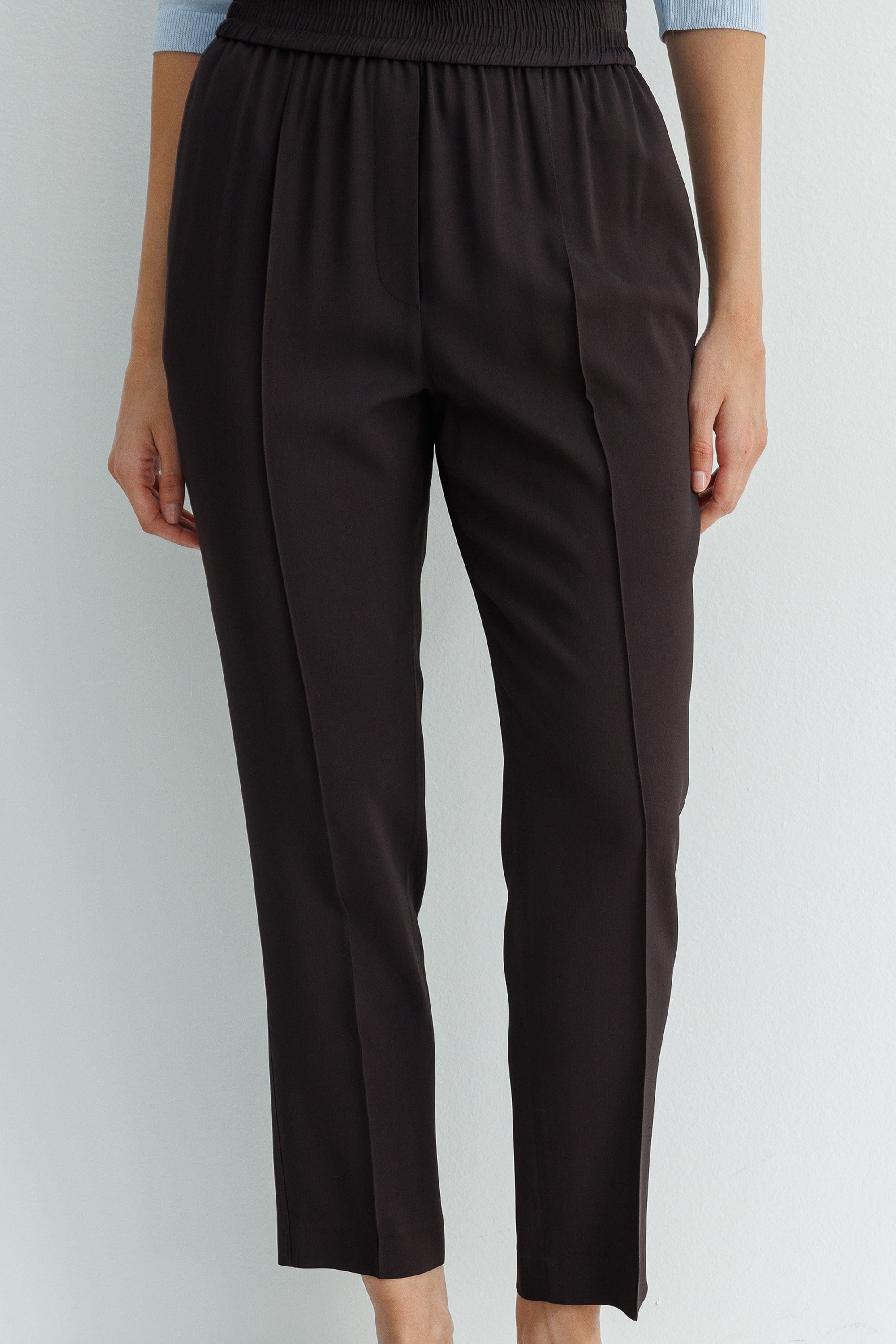 Elastan Kemerli Dar Paça Pantolon