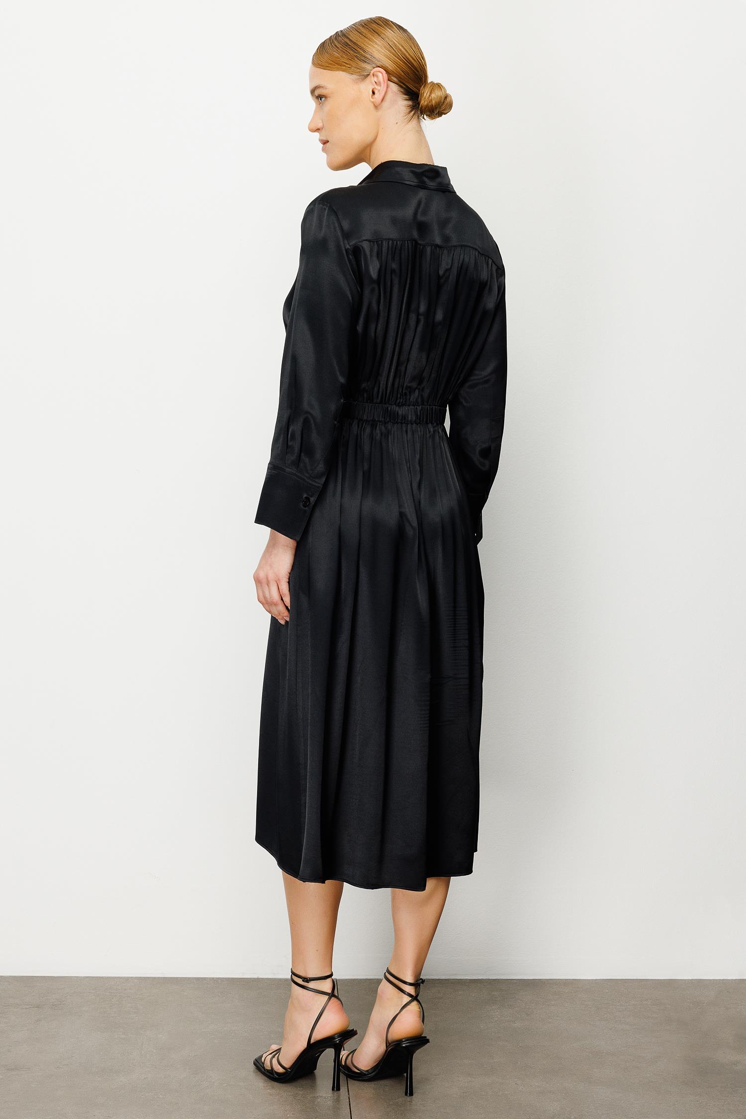 Elastan Kemerli Elbise