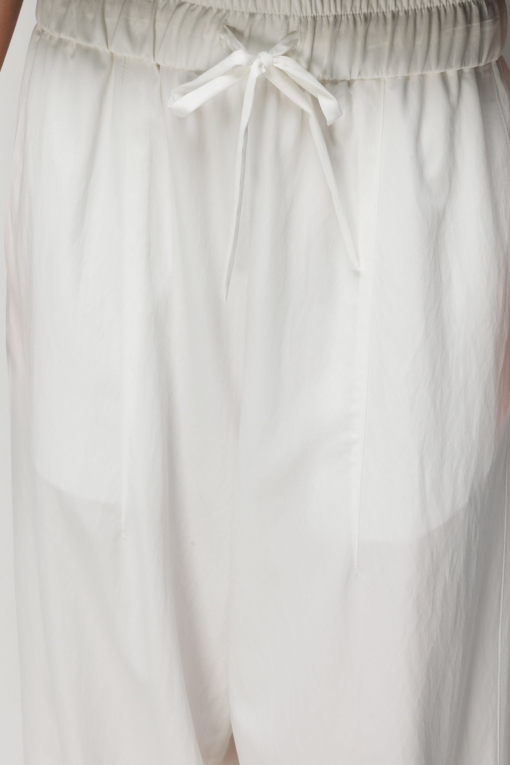 Elastan Kemerli Pensli Pantolon